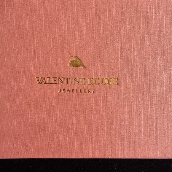 Valentine Rouge Silver Necklace - Picture 3 of 4